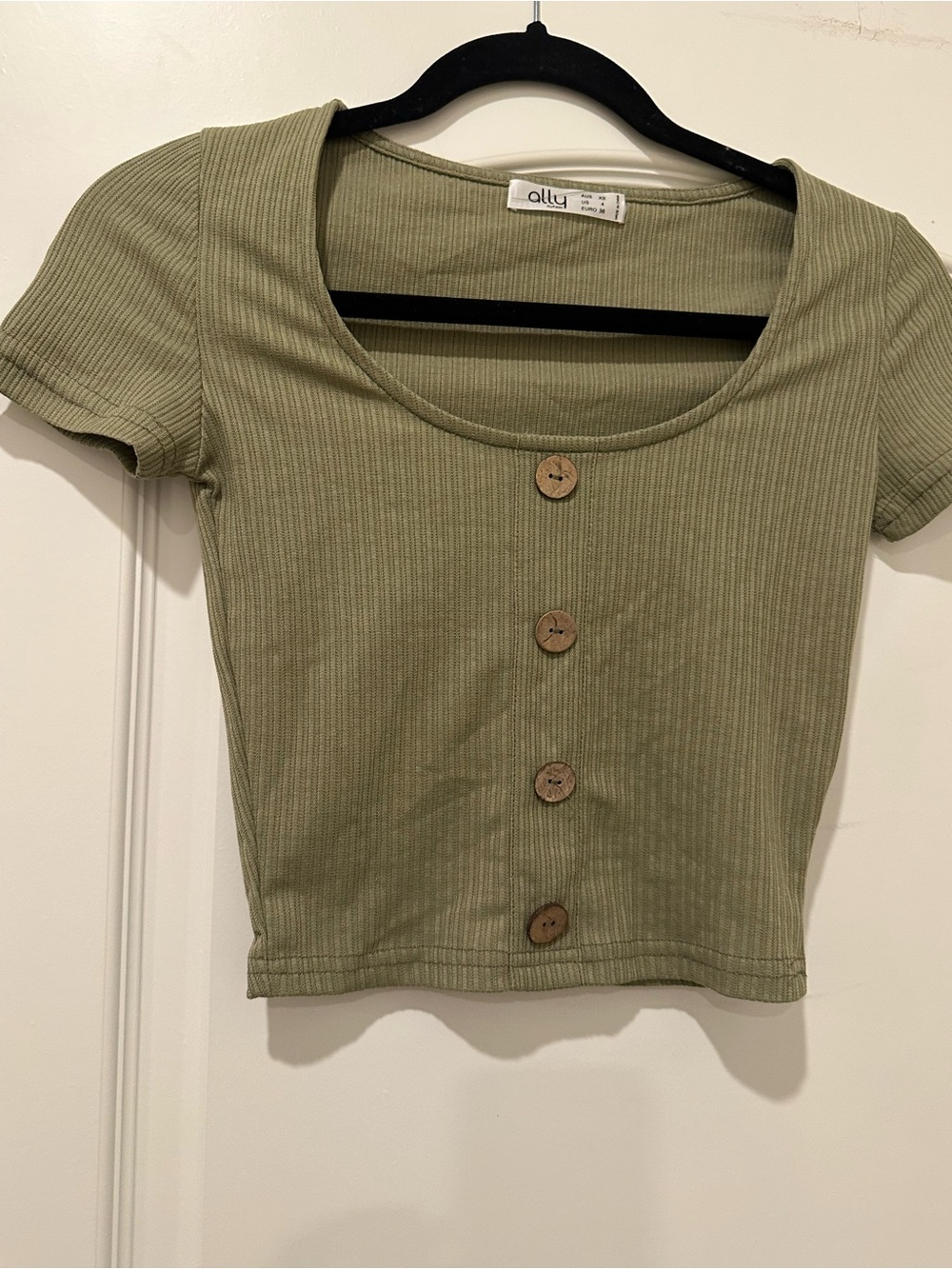 Ally Fashion Olive Ribbed Button-Front Scoop Crop Top